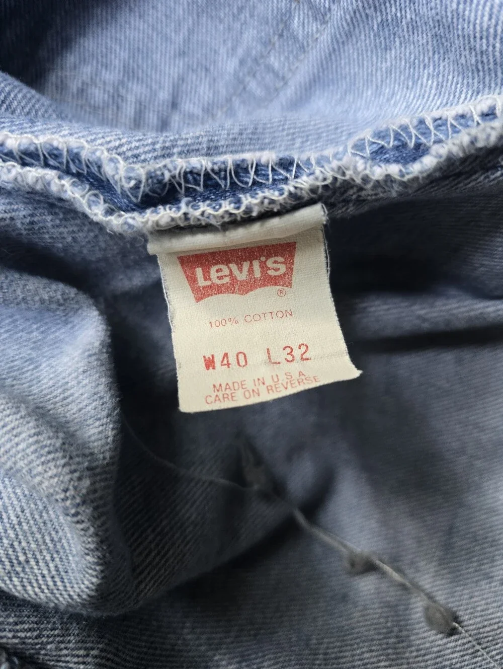 Vintage Levi's Men's Light Blue Straight Leg Jeans - Levi 501 Made In USA  40X32